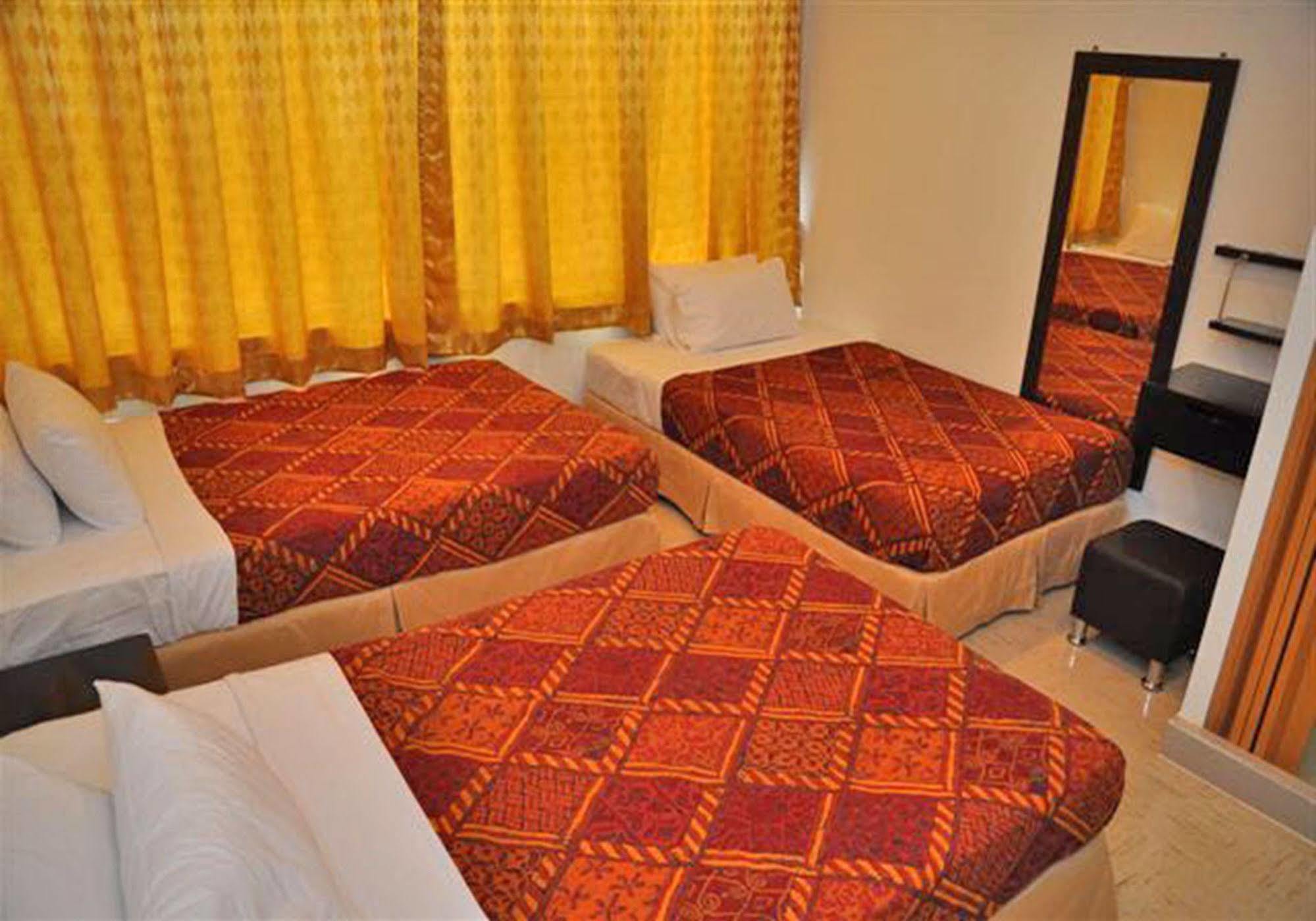 Old Budget Hotel George Town Extérieur photo