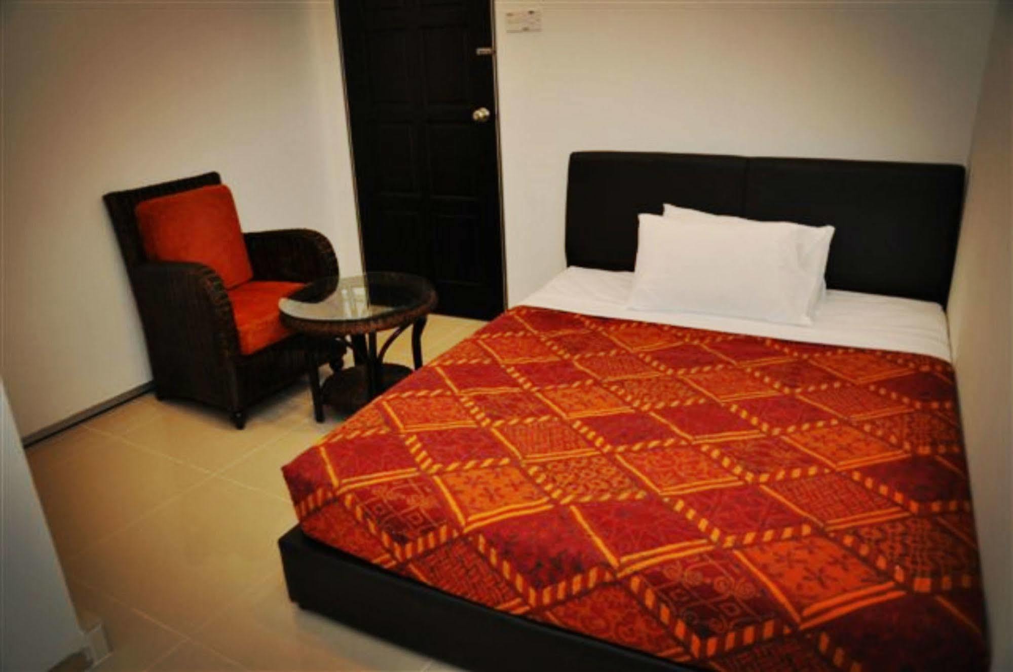 Old Budget Hotel George Town Extérieur photo
